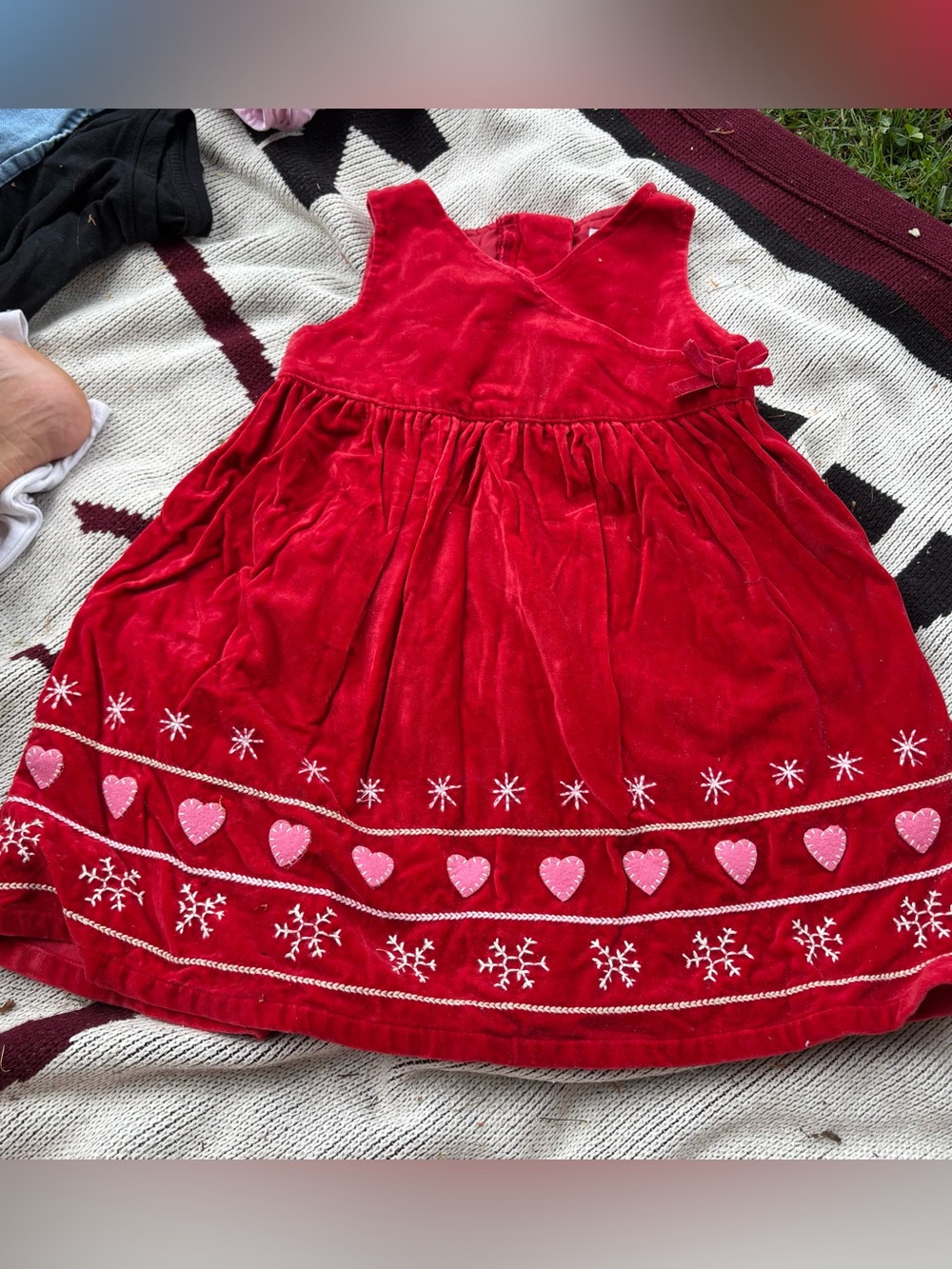 Old Navy 3T girls dress Red Cross Dress snowflakes hearts Sweet